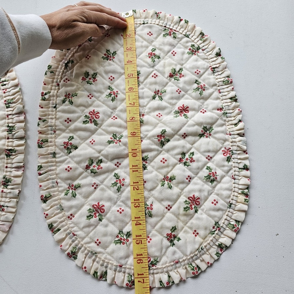 1980s 1990s Quilted Oval Placemats 2 Set Holly Tree Bow Cottagecore Holiday #55 - Picture 8 of 9